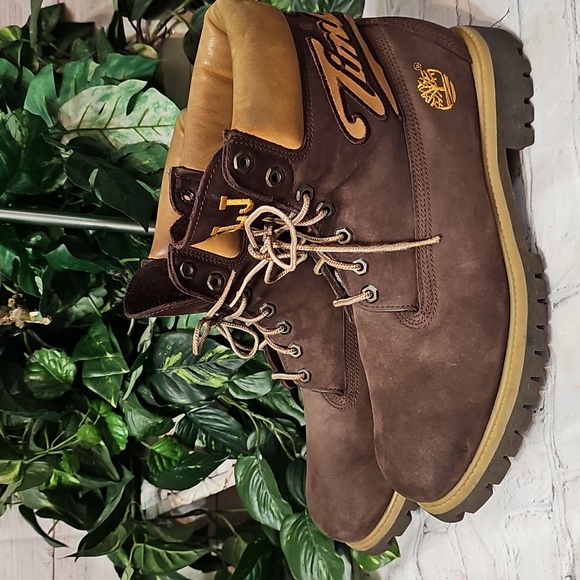 Timberland Heel Stitched Emblem Brown Leather Boots 11M - Picture 3 of 13
